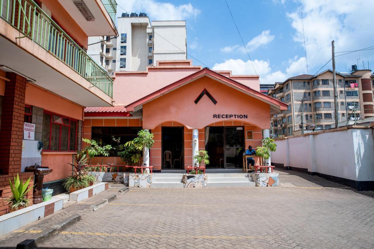 Jupiter Guest House - Parklands Nairobi Buitenkant foto